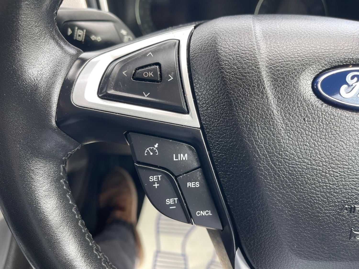 Used Ford Mondeo 2015 for sale - 76609396: Photo 26