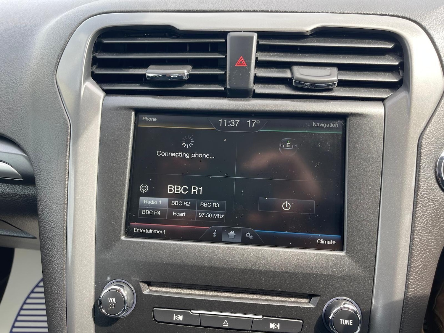 Used Ford Mondeo 2015 for sale - 76609396: Photo 35