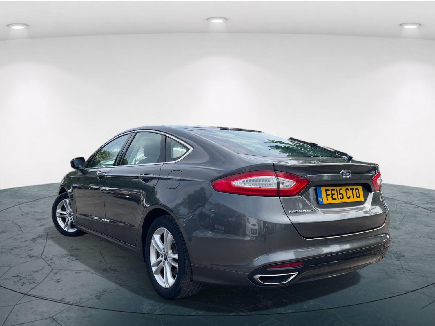 Used Ford Mondeo 2015 for sale - 76609396: Photo 7