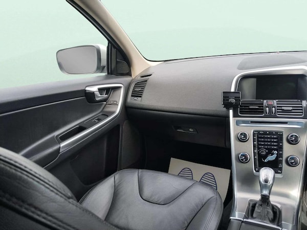 Used Volvo XC60 2013 for sale - 76273736: Photo 34
