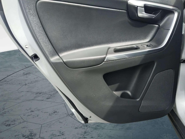 Used Volvo XC60 2013 for sale - 76273736: Photo 36