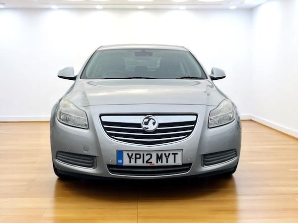 Used Vauxhall Insignia 2012 for sale - 76186914: Photo 2