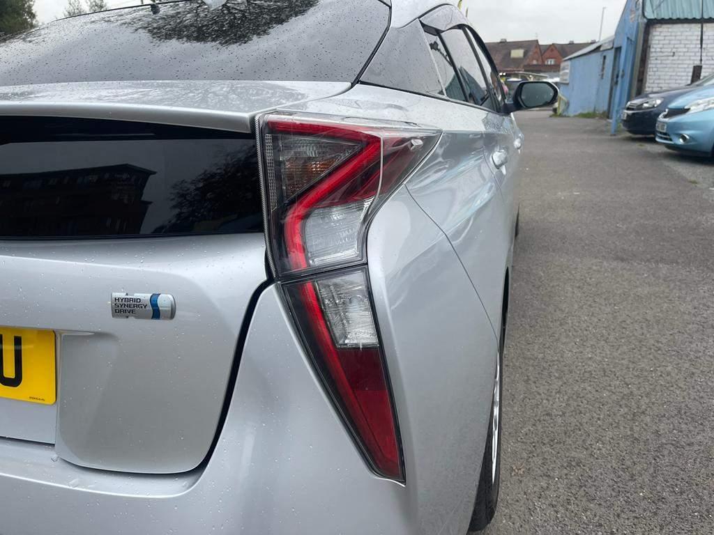 Used Toyota Prius 2023 for sale - 76186908: Photo 32