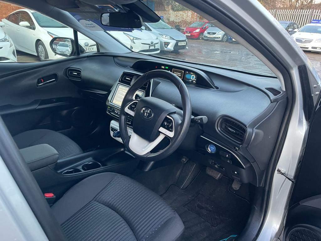 Used Toyota Prius 2023 for sale - 76186908: Photo 9