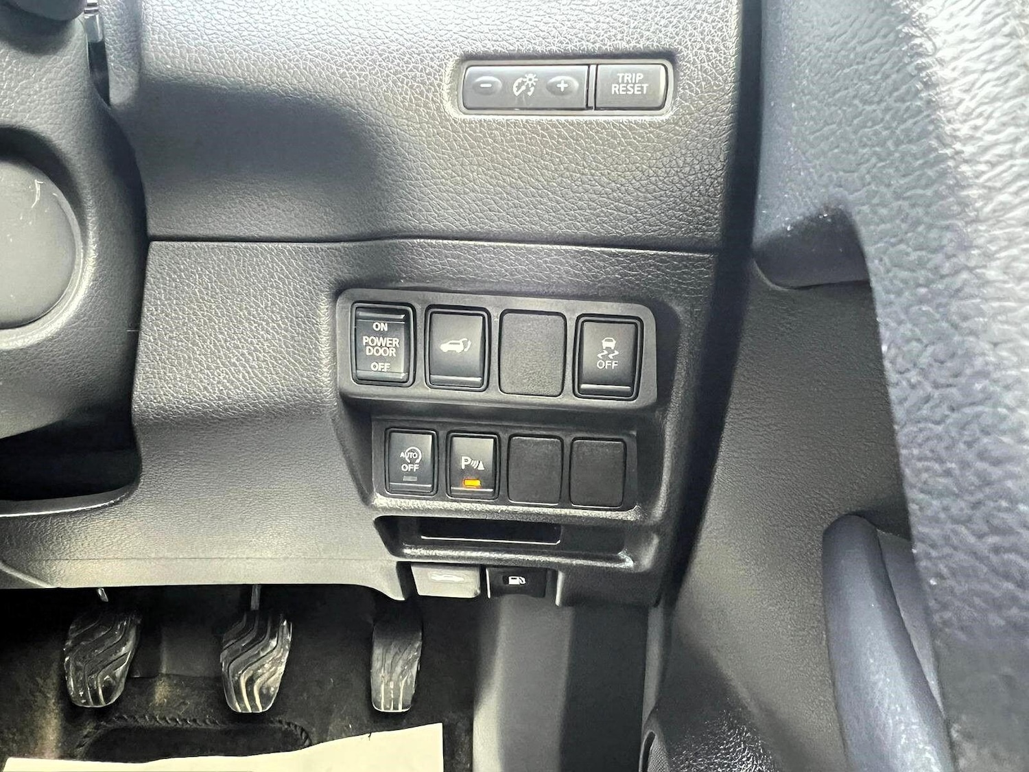 Used Nissan X-Trail 2015 for sale - 76625560: Photo 30