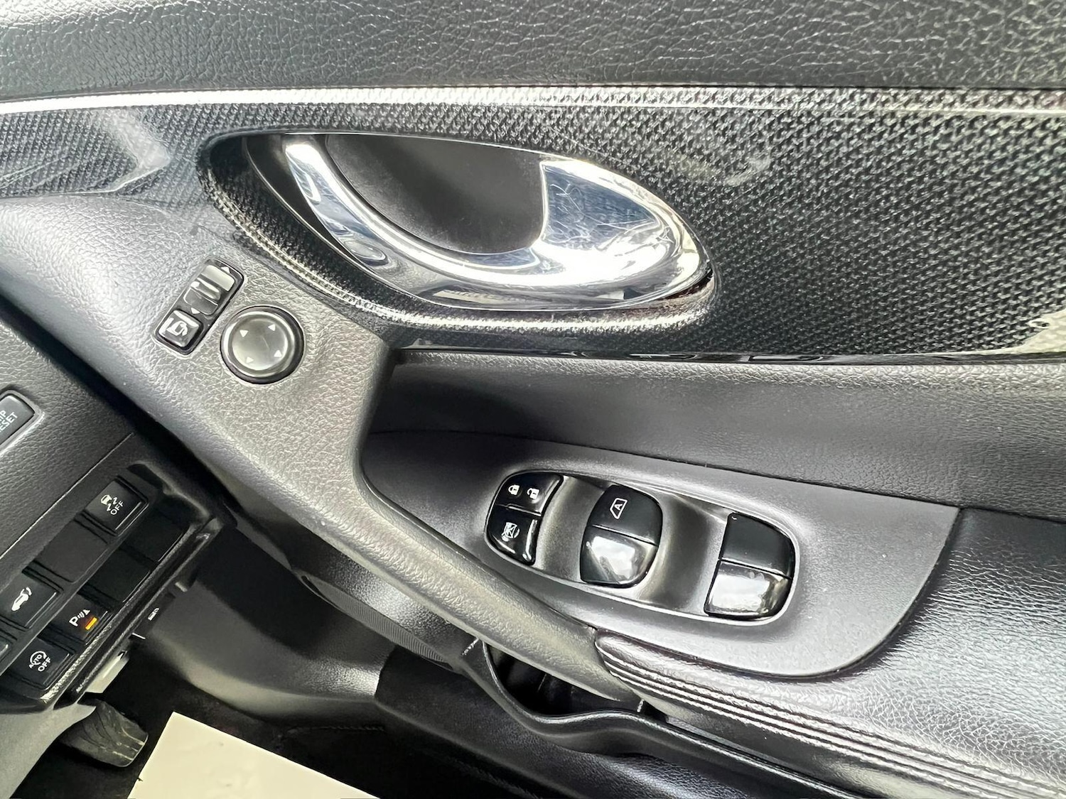 Used Nissan X-Trail 2015 for sale - 76625560: Photo 31