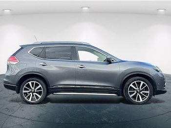 Used Nissan X-Trail 2015 for sale - 76625560: Photo