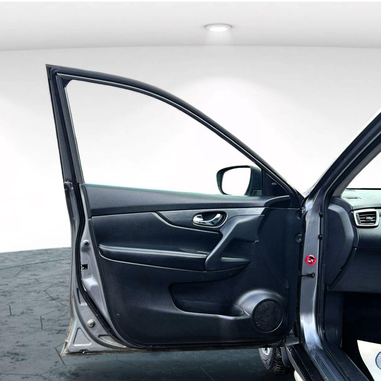 Used Nissan X-Trail 2015 for sale - 76625560: Photo 40