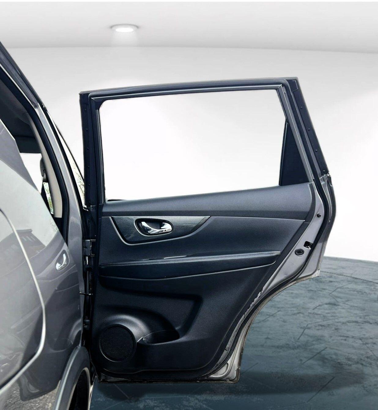 Used Nissan X-Trail 2015 for sale - 76625560: Photo 43