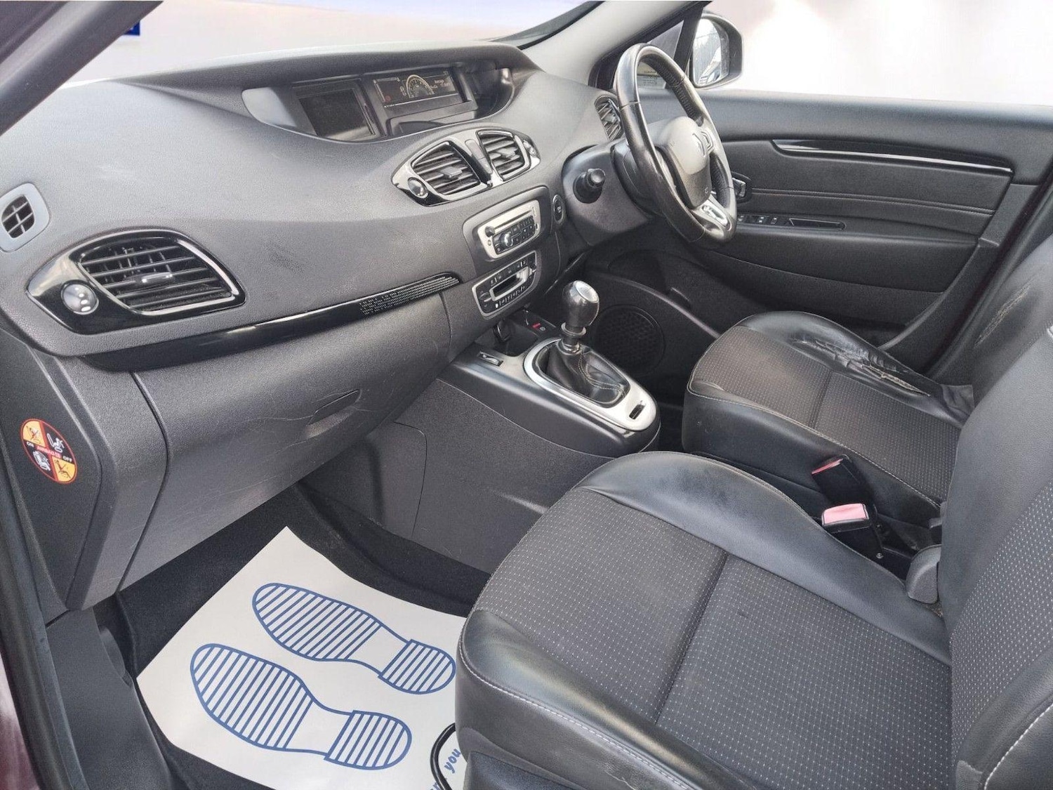 Used Renault Scenic 2013 for sale - 76186856: Photo 16