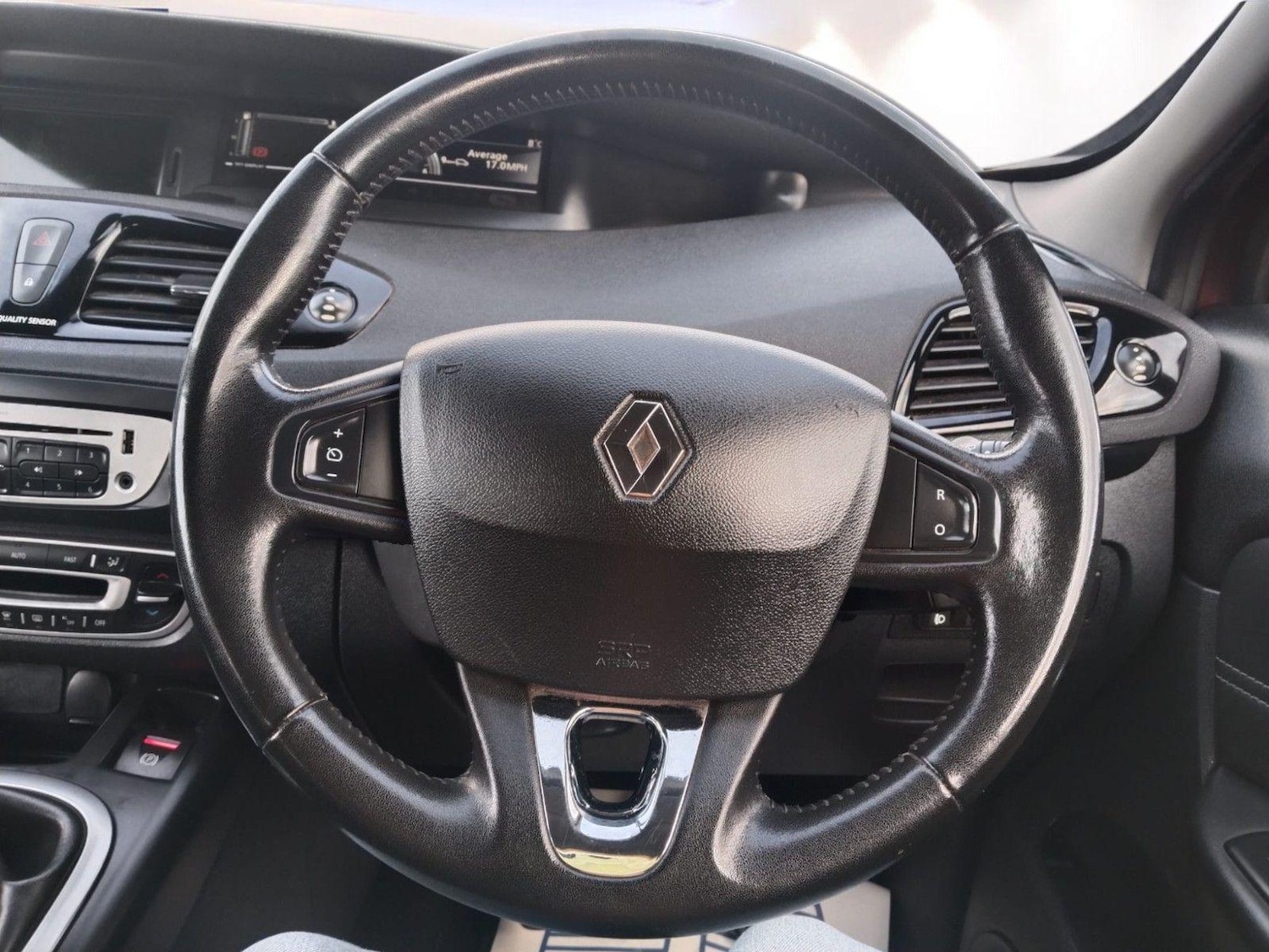 Used Renault Scenic 2013 for sale - 76186856: Photo 22