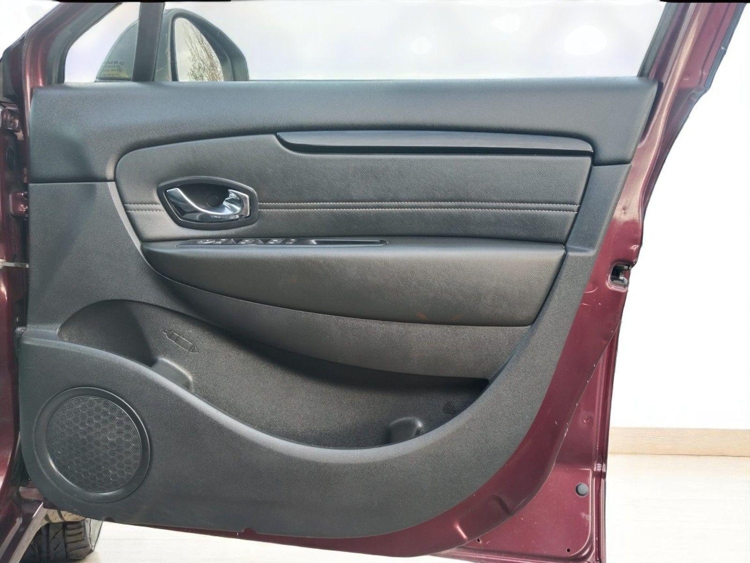 Used Renault Scenic 2013 for sale - 76186856: Photo 33
