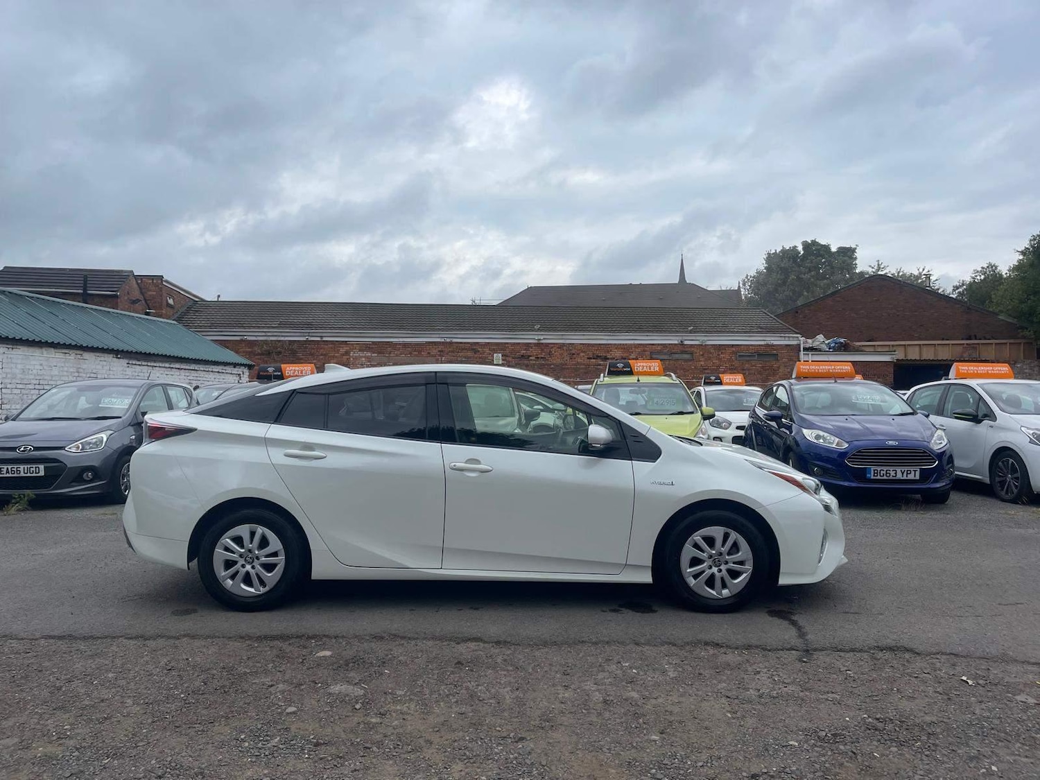 Used Toyota Prius 2024 for sale - 76545948: Photo 5