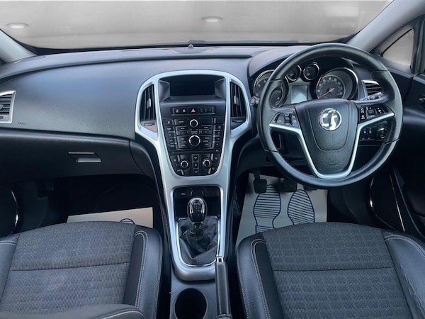 Used Vauxhall Astra 2014 for sale - 76186859: Photo 22