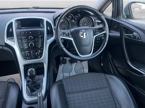 Used Vauxhall Astra 2014 for sale - 76186859: Photo 23