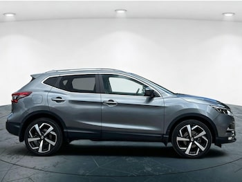 Used Nissan Qashqai 2017 for sale - 79116518: Photo