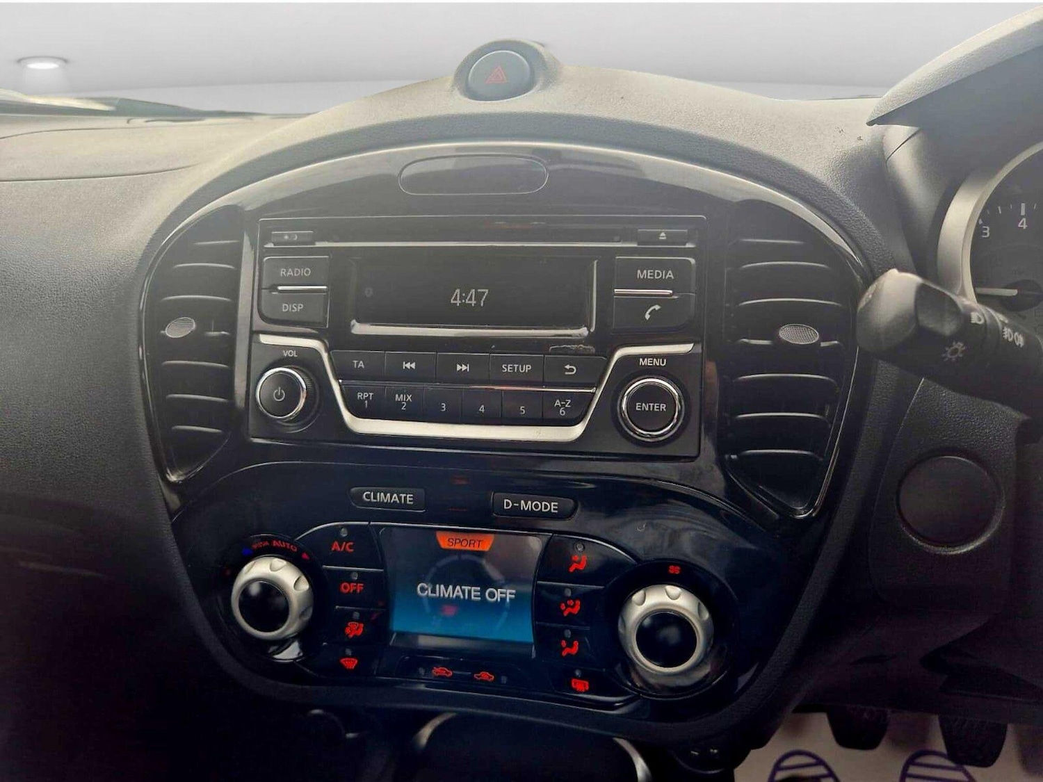 Used Nissan Juke 2019 for sale - 76186863: Photo 30