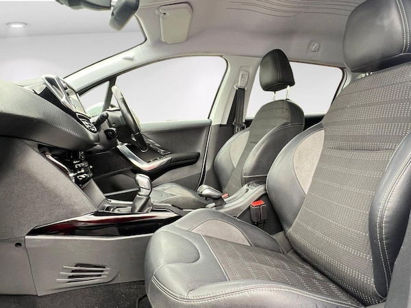 Used Peugeot 2008 2016 for sale - 76287964: Photo 16