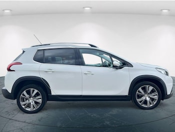 Used Peugeot 2008 2016 for sale - 76287964: Photo 3
