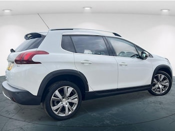 Used Peugeot 2008 2016 for sale - 76287964: Photo 4