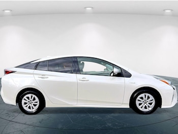 Used Toyota Prius 2018 for sale - 76416513: Photo