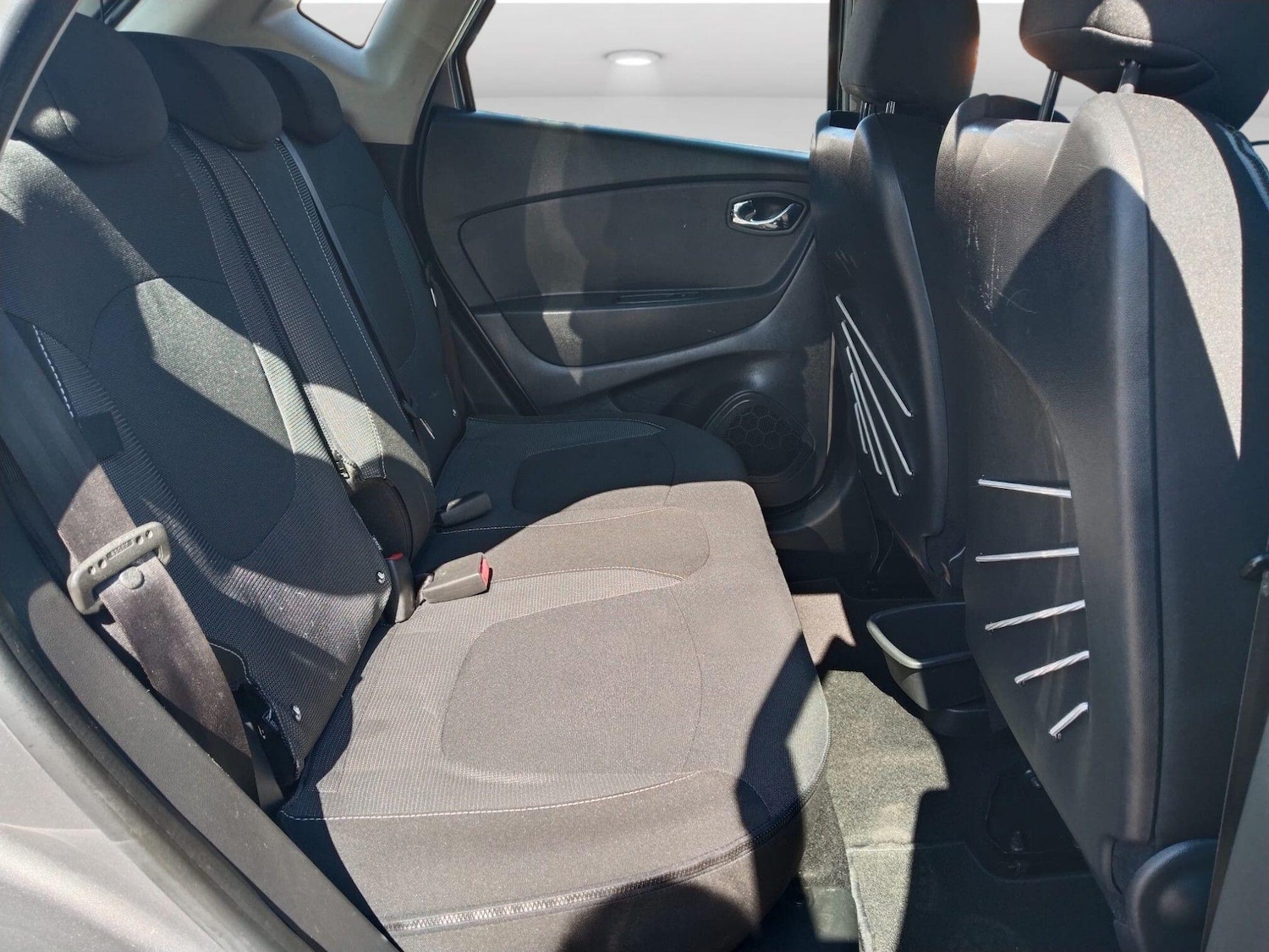 Used Renault Captur 2017 for sale - 76186990: Photo 15