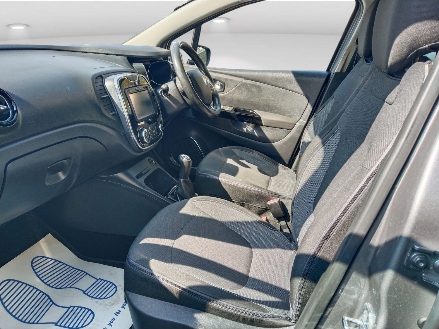 Used Renault Captur 2017 for sale - 76186990: Photo 19
