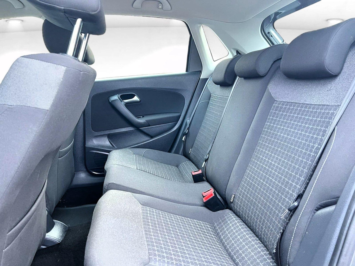 Used Volkswagen Polo 2015 for sale - 76706720: Photo 17