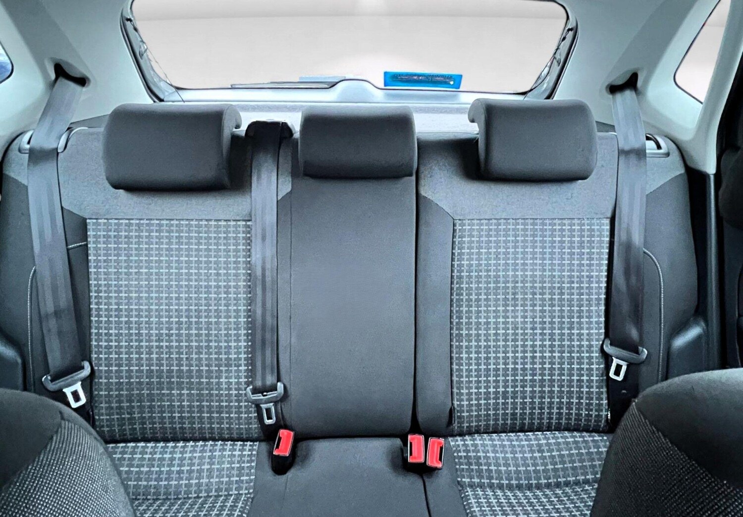 Used Volkswagen Polo 2015 for sale - 76706720: Photo 20