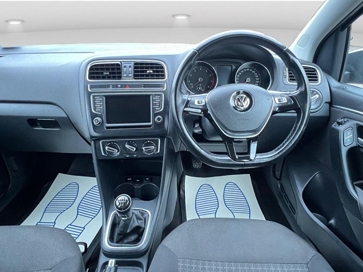 Used Volkswagen Polo 2015 for sale - 76706720: Photo 23