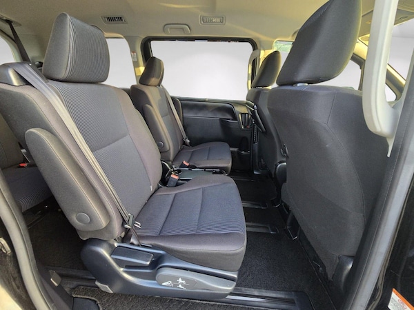 Used Toyota Voxy for sale - 76211696: Photo 15