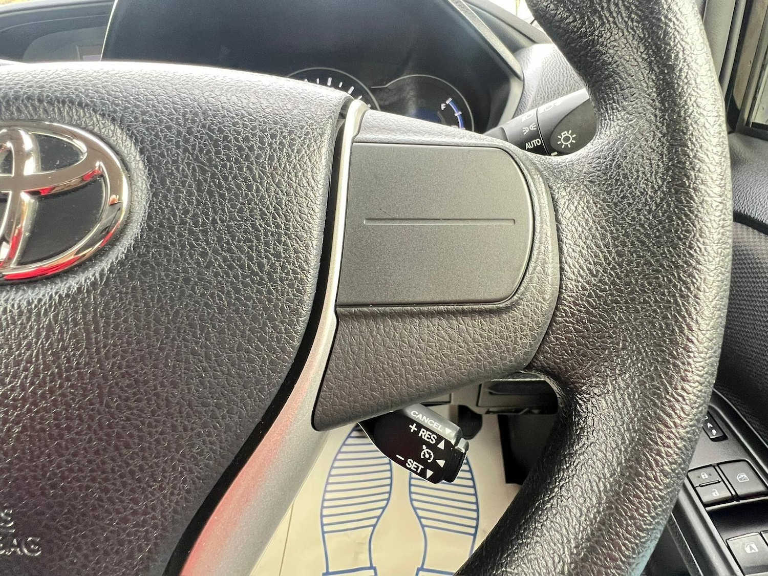 Used Toyota Voxy for sale - 76211696: Photo 28