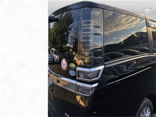 Used Toyota Voxy for sale - 76211696: Photo 35