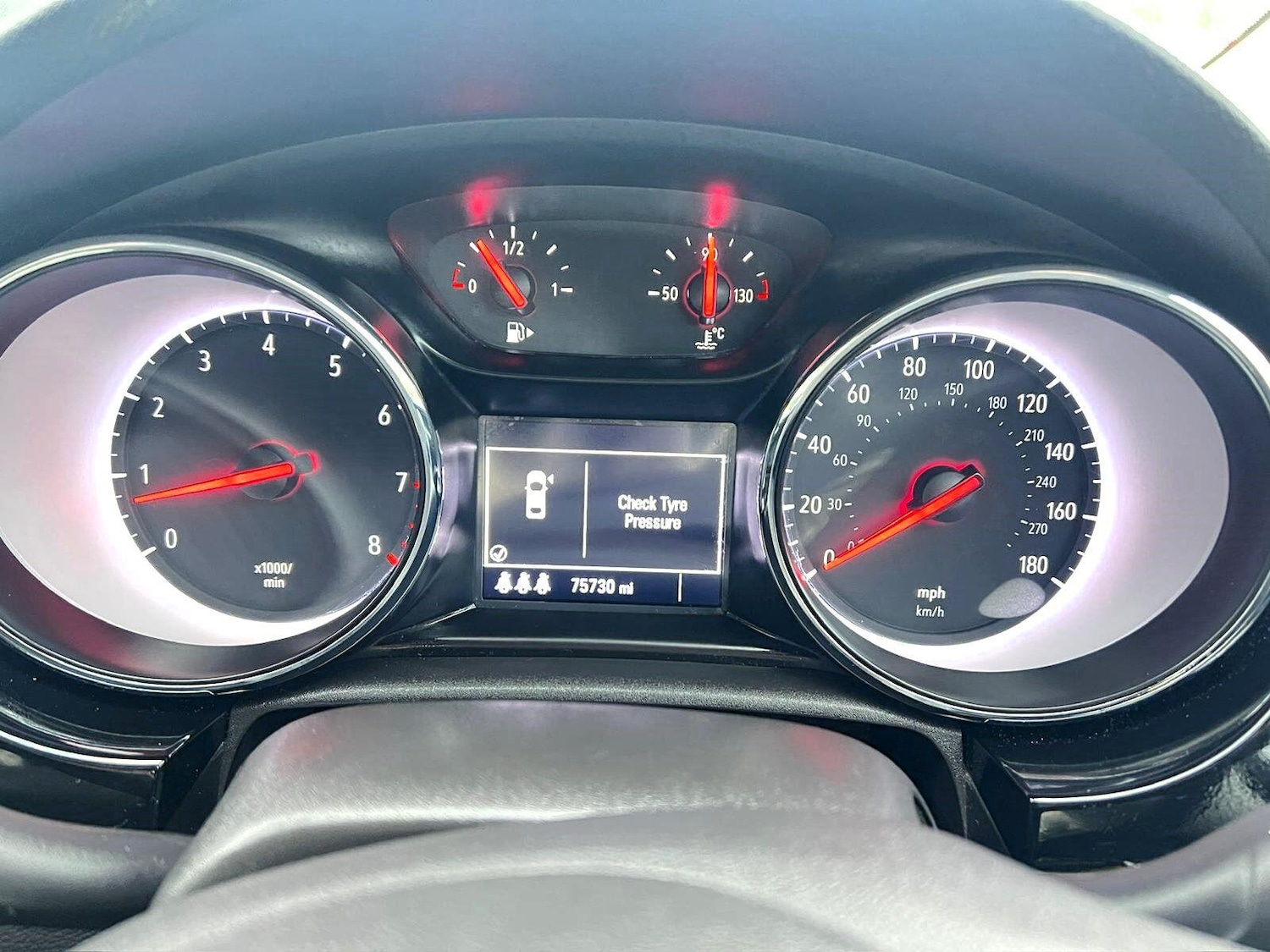 Used Vauxhall Astra 2018 for sale - 76798636: Photo 31