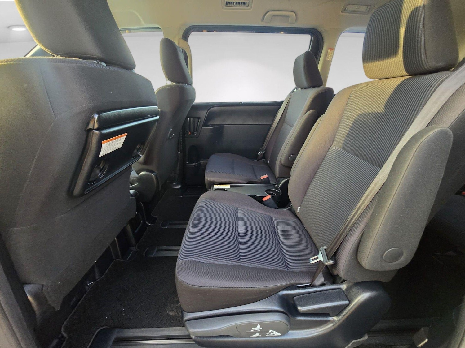 Used Toyota Voxy for sale - 76211702: Photo 17