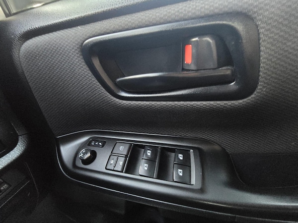 Used Toyota Voxy for sale - 76211702: Photo 23