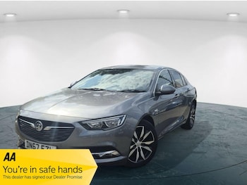 Used Vauxhall Insignia 2017 for sale - 76186989: Photo