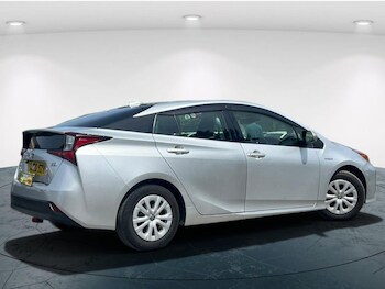 Used Toyota Prius 2020 for sale - 78868125: Photo