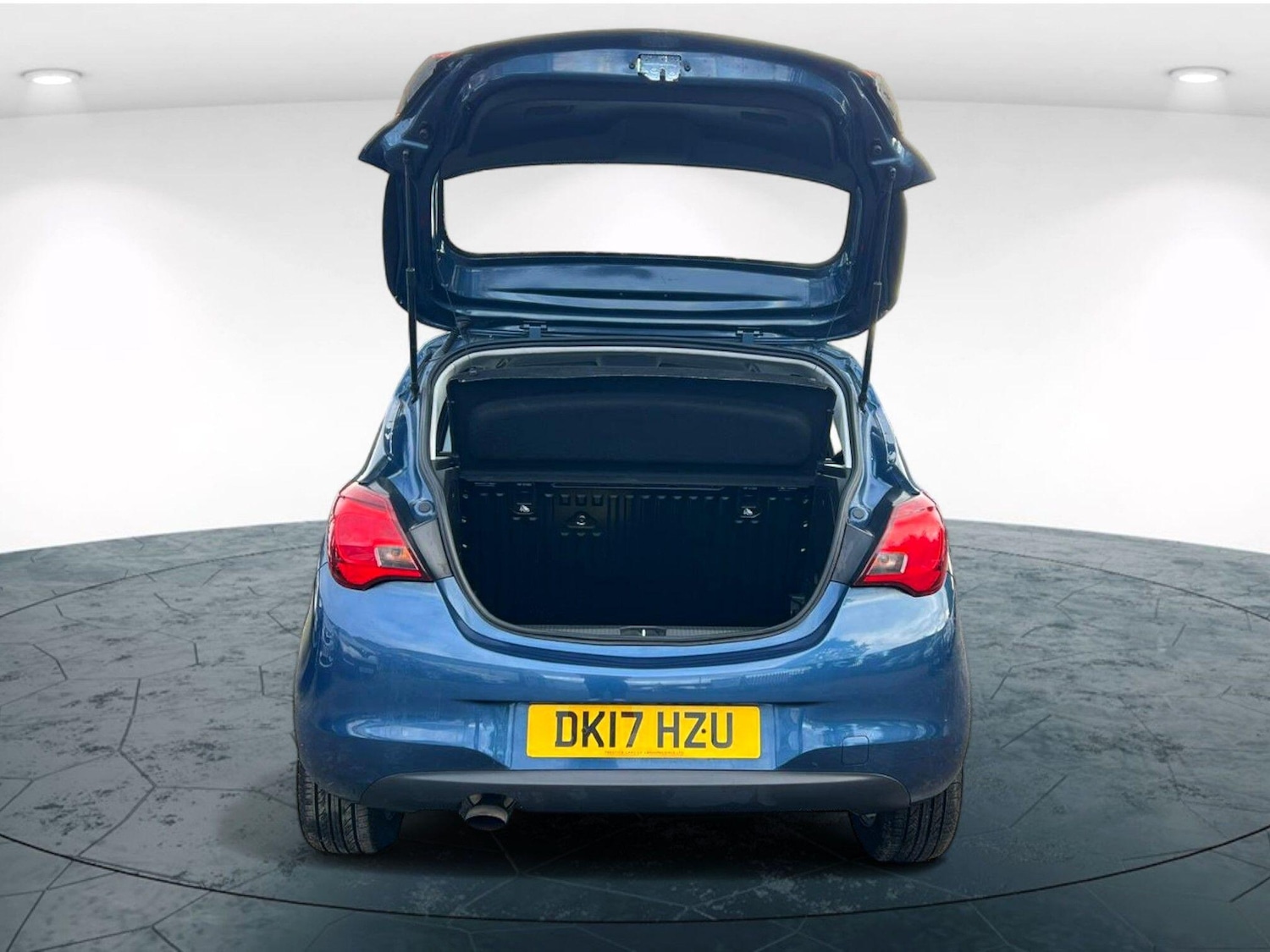 Used Vauxhall Corsa 2017 for sale - 76299832: Photo 39