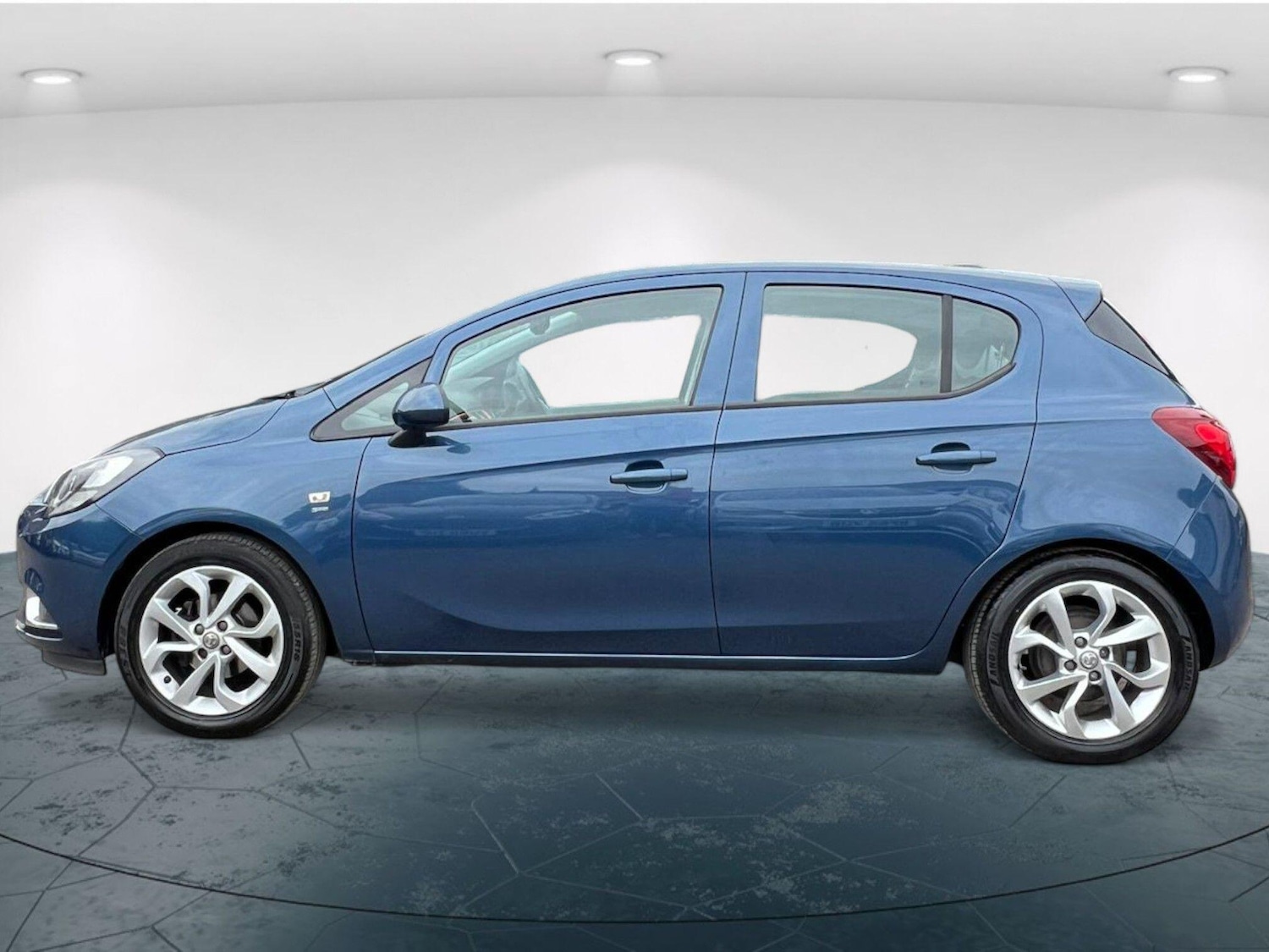 Used Vauxhall Corsa 2017 for sale - 76299832: Photo 8
