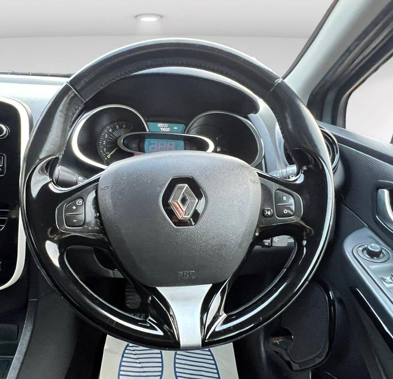 Used Renault Clio 2015 for sale - 76693566: Photo 23