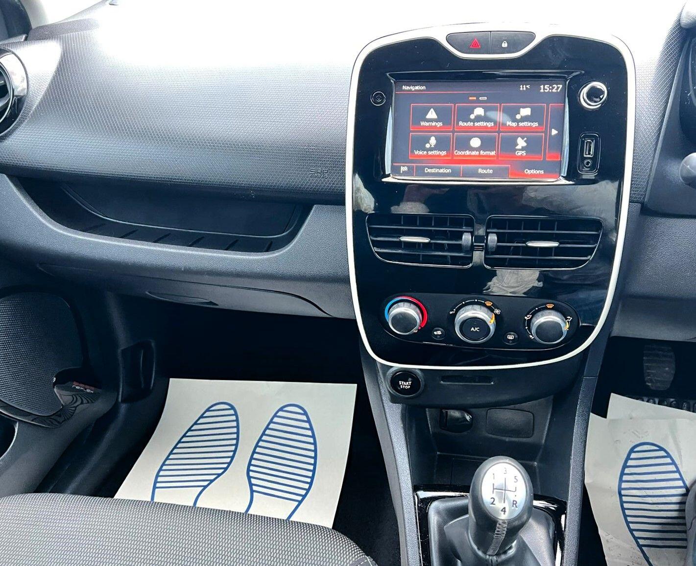 Used Renault Clio 2015 for sale - 76693566: Photo 34