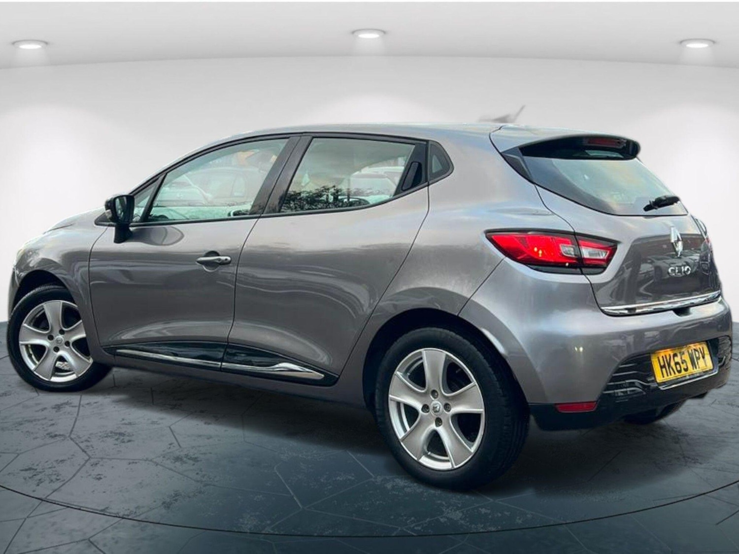 Used Renault Clio 2015 for sale - 76693566: Photo 7