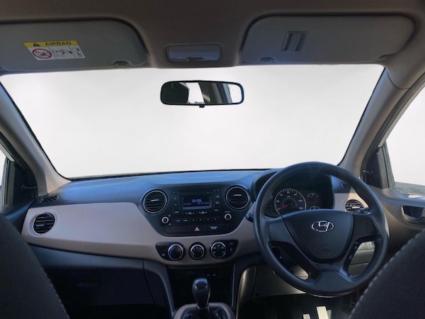 Used Hyundai i10 2016 for sale - 76211728: Photo 19