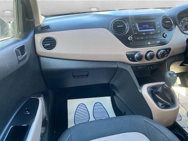 Used Hyundai i10 2016 for sale - 76211728: Photo 27
