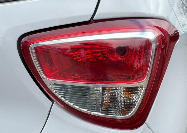 Used Hyundai i10 2016 for sale - 76211728: Photo 33