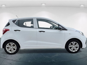 Used Hyundai i10 2016 for sale - 76211728: Photo 3