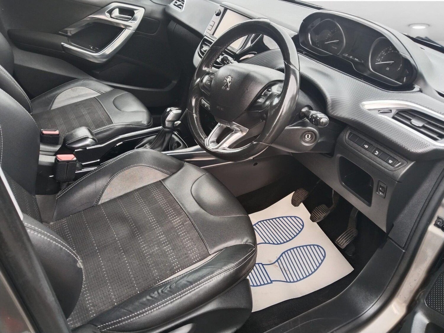 Used Peugeot 2008 2014 for sale - 76186905: Photo 13