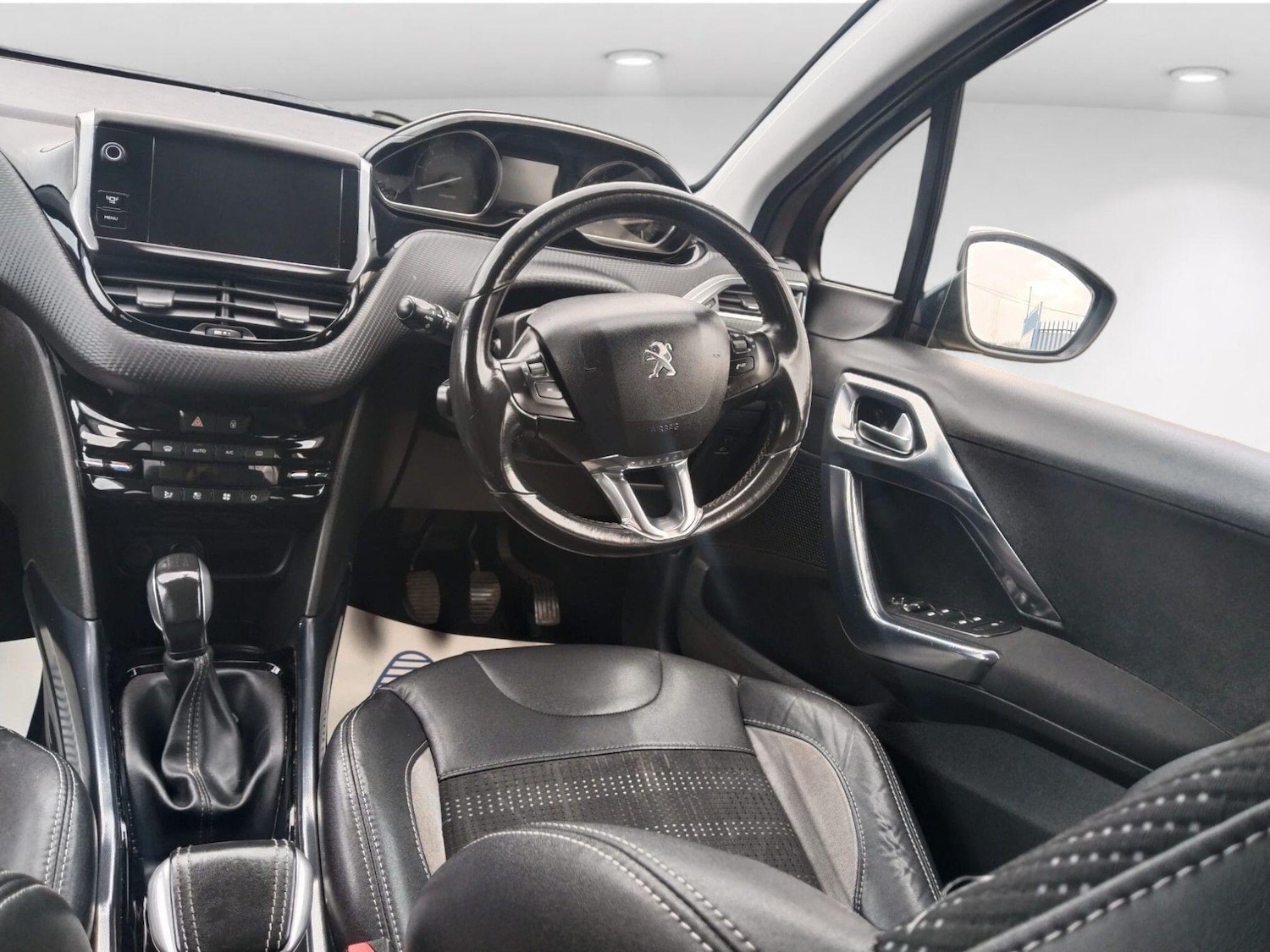 Used Peugeot 2008 2014 for sale - 76186905: Photo 22