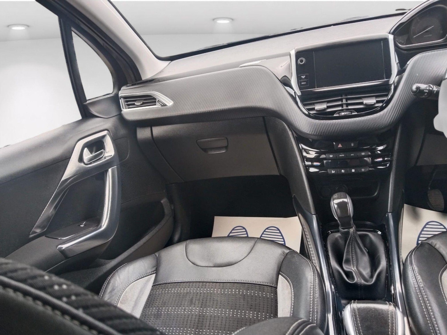 Used Peugeot 2008 2014 for sale - 76186905: Photo 32